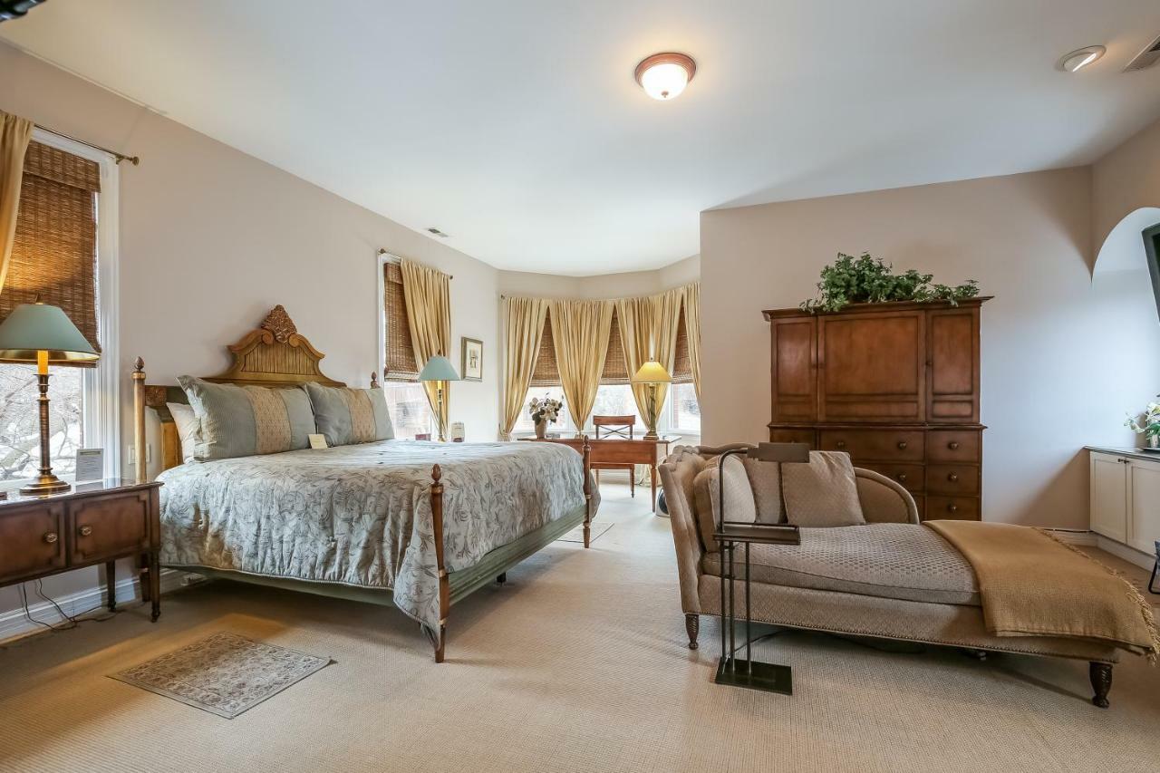 Harvey House Bed & Breakfast Oak Park Exteriör bild